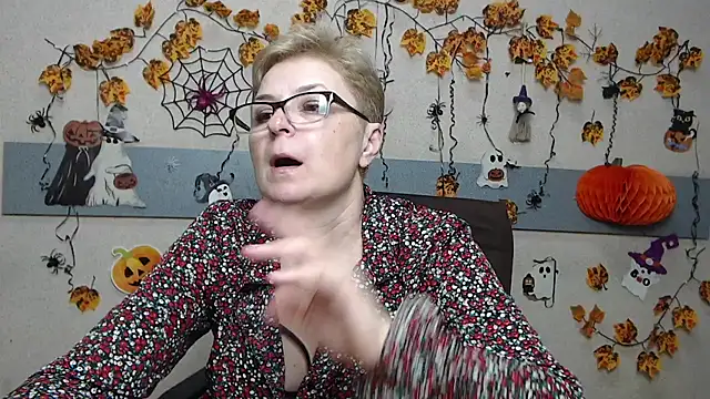 دردشة EmiliaGree الجنسية المباشرة