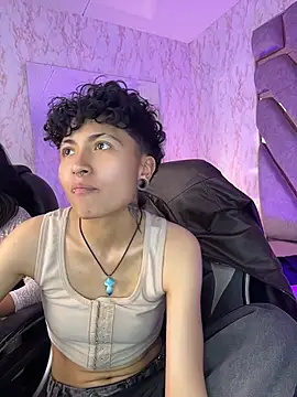 XXX chat uživo modela ian_mathias_