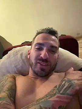 Leo08080 – Live XXX-chat