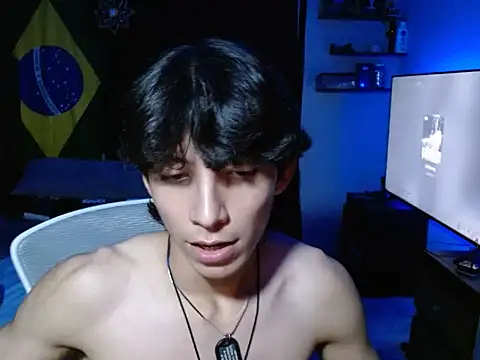 XXX chat uživo modela AvenaBoy