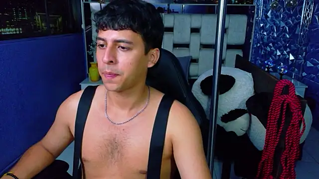 Chat XXX ao vivo de ian_sprouse
