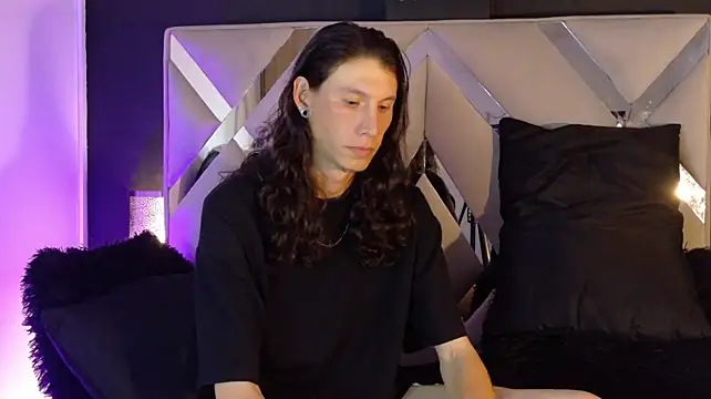 Czat XXX na żywo – Alexxey_x