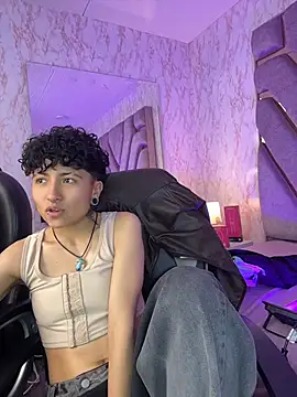 Chat +18 de ian_mathias_ ao vivo