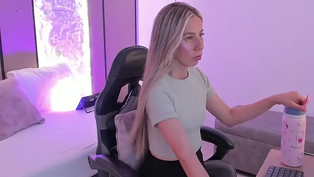 XXX chat uživo modela ania_rummage