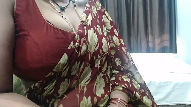 sunitha-3 Chat XXX in diretta