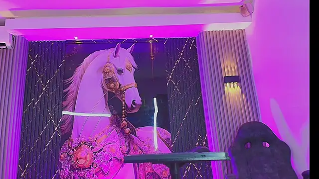 دردشة The_Boy_King_ الجنسية المباشرة