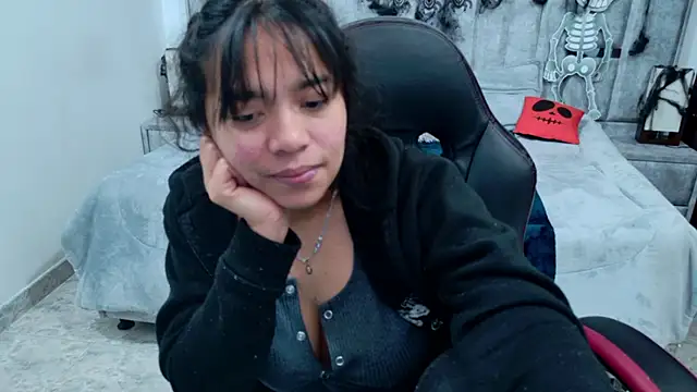 laureentt_ Live XXX-Chat