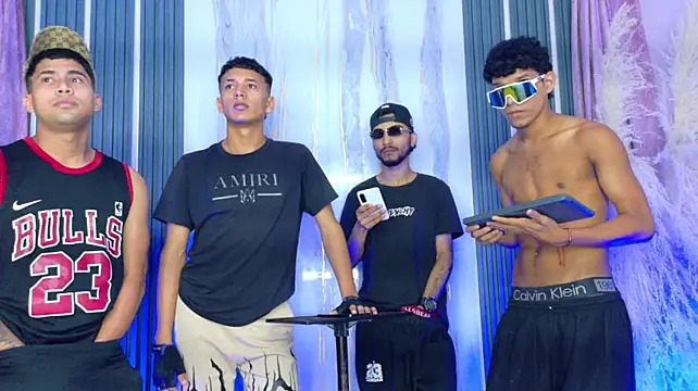 Czat XXX na żywo – Boy_Rock_xx