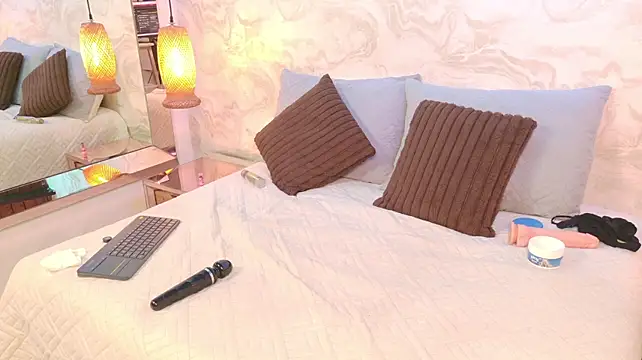 Chat +18 de isabelle_scott ao vivo