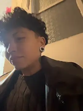 Chat XXX ao vivo de ian_mathias_