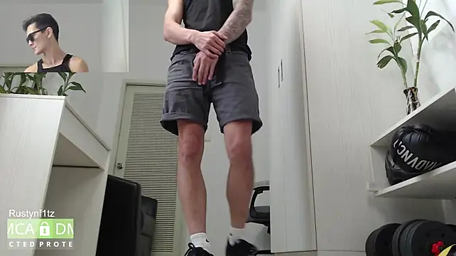 Rustynf1tz_ XXX чат на живо