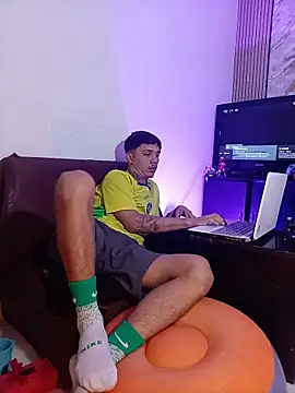 XXX chat uživo modela HannibalLester