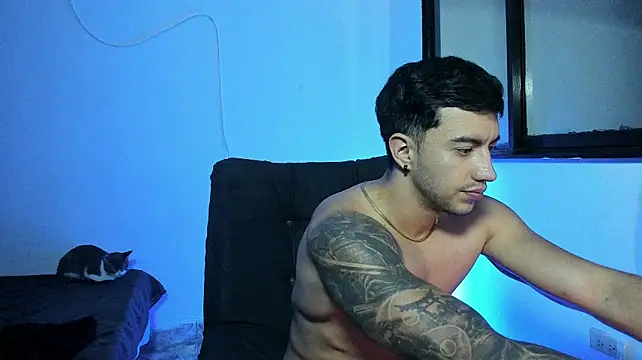 Axel_hendrick live XXX chat