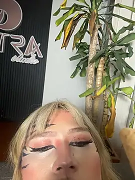 Živý XXX chat Krisstal_key