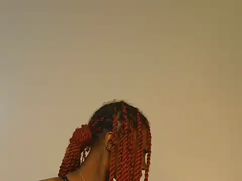 Barbie_baddie live XXX chat