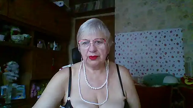 SweetCherry27's Live XXX Chat