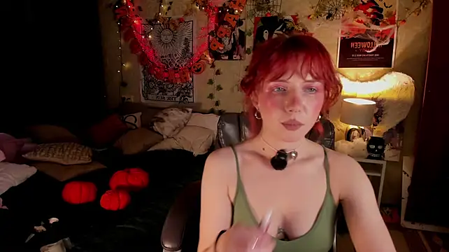lola_chans' Live XXX Chat