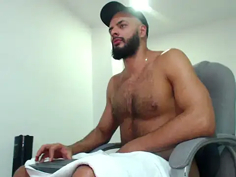 ThiagoToro – Naživo XXX chat