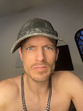 Chat XXX en directo de KBONE36
