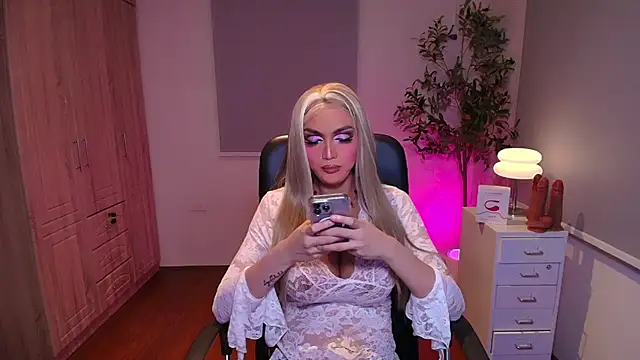 Czat XXX na żywo – MsMollyMercer