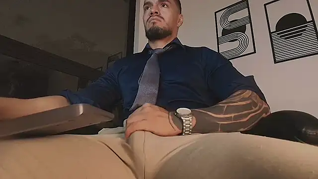Онлайн чат XXX ALPHA_DOMINUS_