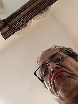 bobby69cock's Live XXX Chat