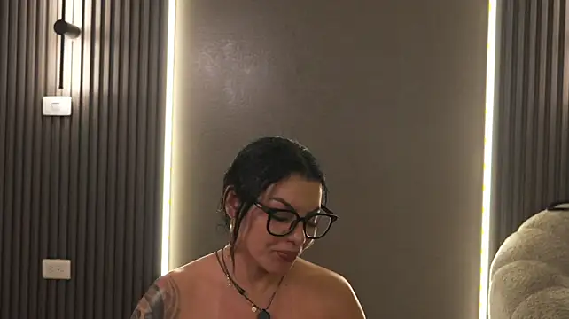 دردشة anyiled_hot الجنسية المباشرة