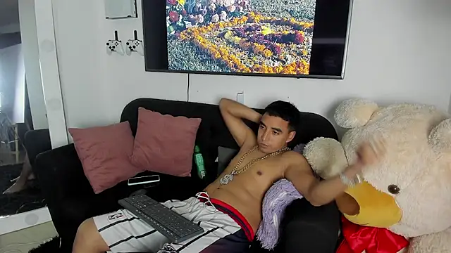 Онлайн чат XXX ethan_zone