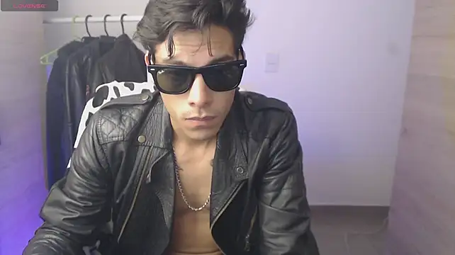 chomelo6 Live XXX-Chat