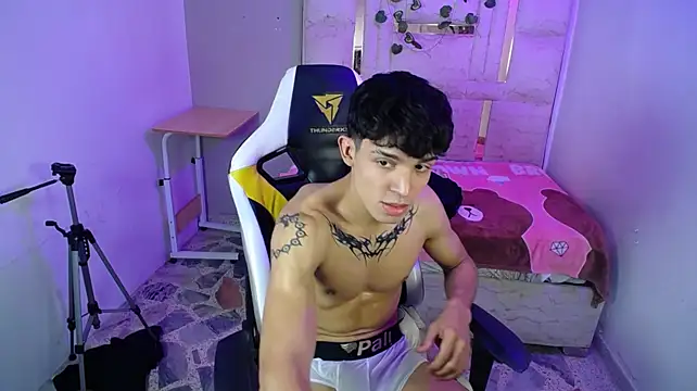 Liom_Gym 라이브 XXX 채팅