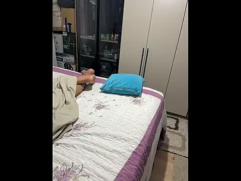 SecretGuyTr Adlı Modelin Canlı XXX Sohbeti