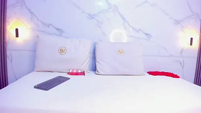 indya_brown – Naživo XXX chat