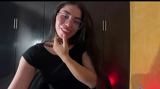 دردشة sasha_jonne الجنسية المباشرة