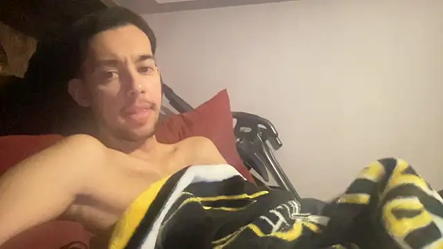 adam88231 Live XXX-Chat