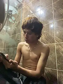 دردشة Ronny_Hot12 الجنسية المباشرة