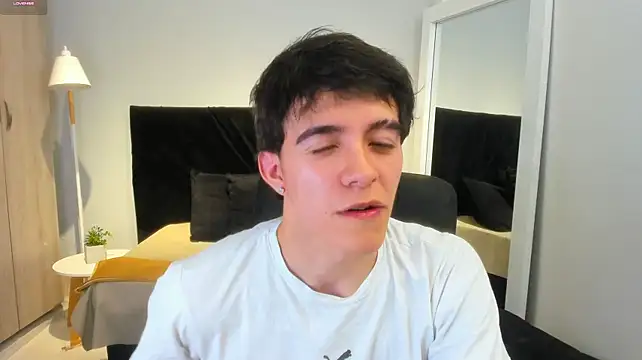 Austinbolt 라이브 XXX 채팅