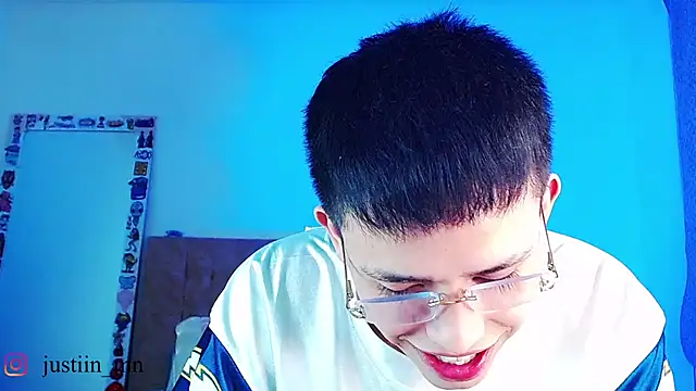 แชท XXX สดของ _justinmoon2