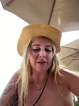 Amiraxevans Adlı Modelin Web Kamerası Şovu
