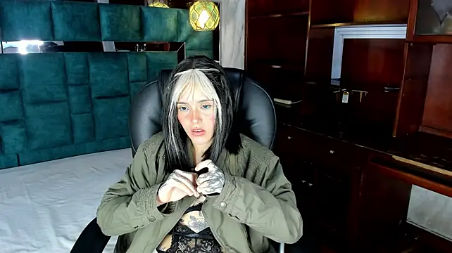Maia_Smith19n Live XXX chat