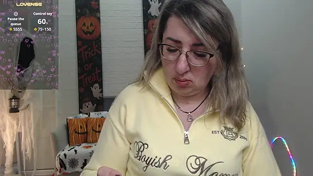 Chat +18 de KKMimiKK ao vivo