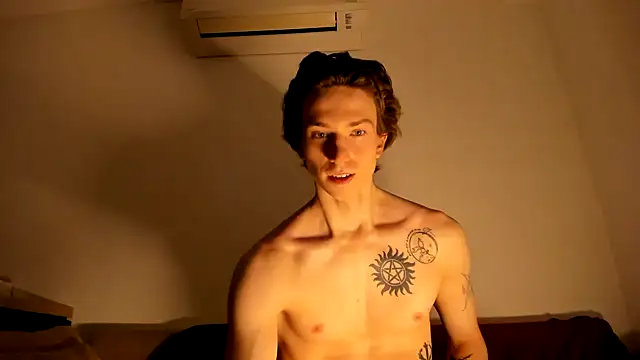 Czat XXX na żywo – Arni_Supreme