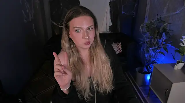 XXX chat uživo modela Jes_Solar