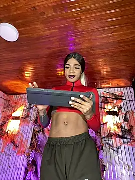 violeta_E_ Adlı Modelin Canlı XXX Sohbeti