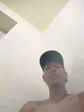 Chat +18 de miguel_angel_rm ao vivo
