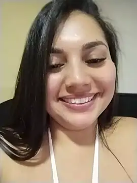 BlueeDiamond XXX чат на живо