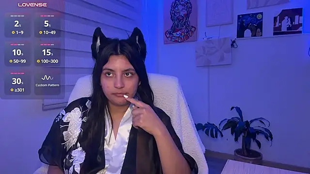 XXX chat uživo modela cloe_small