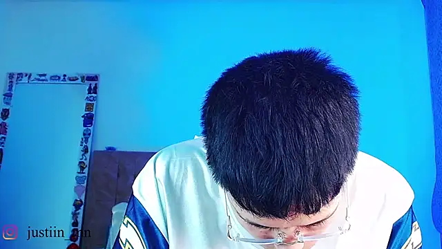 צ'אט XXX בשידור חי של _justinmoon2