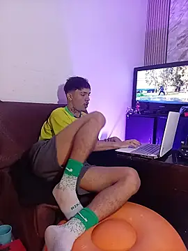 HannibalLester Chat XXX live