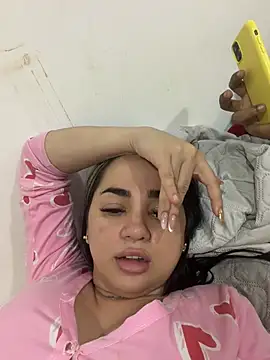 CherryVelvett33 – Live XXX-chat