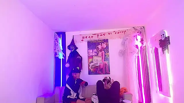 Онлайн чат XXX GoldenDuoheat